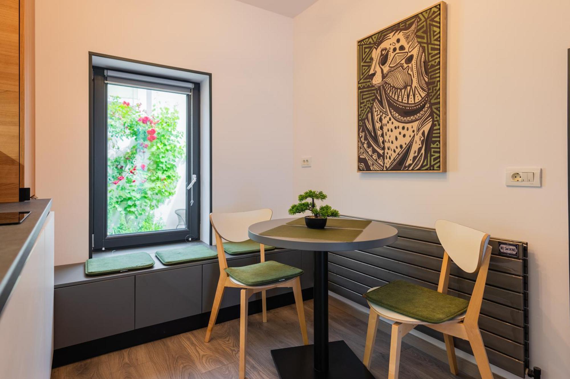 Fun House - Comfortable Stay With Garden And Near Parking Brasov Exterior photo
