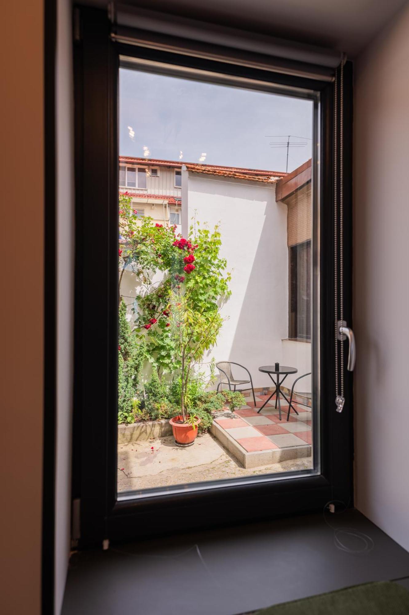 Fun House - Comfortable Stay With Garden And Near Parking Brasov Exterior photo