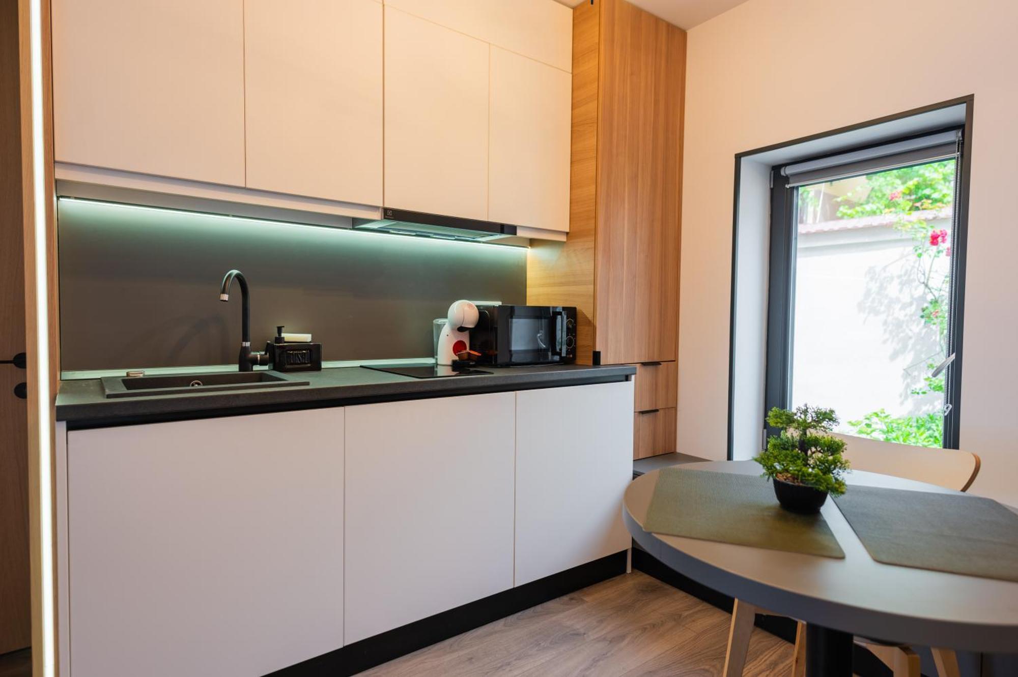 Fun House - Comfortable Stay With Garden And Near Parking Brasov Exterior photo
