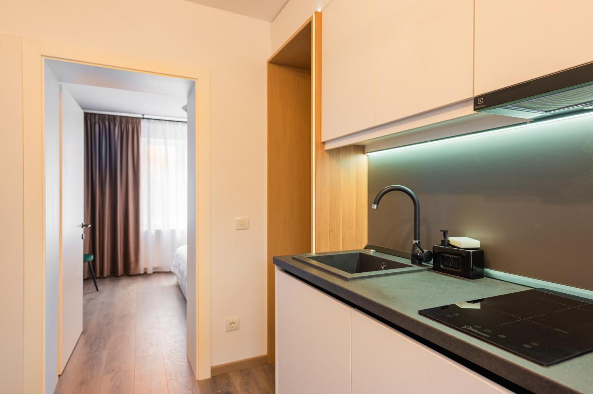 Fun House - Comfortable Stay With Garden And Near Parking Brasov Exterior photo